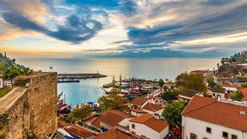 خرید خانه در آنتالیا ؛ اجاره املاک در استانبول