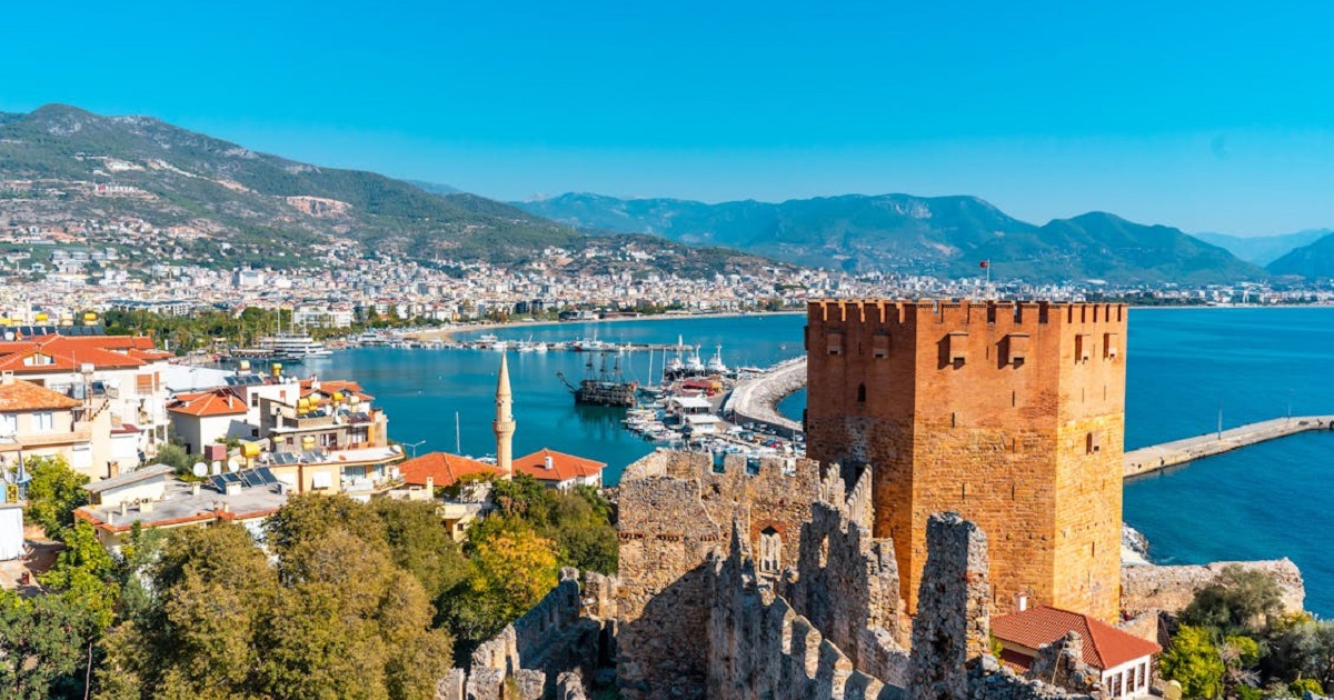 خرید خانه در آنتالیا